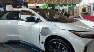 بررسی آینده بازار خودرو