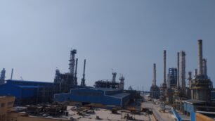 گلوگاه شرکت‌ها در ایران چیست؟ / نیروگاه صرفه اقتصادی دارد