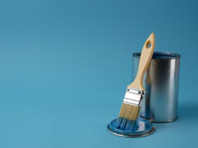 نقاش ساختمان حرفه‌ای برای مغازه در تهران؛ چگونه بهترین نقاش را پیدا کنیم؟